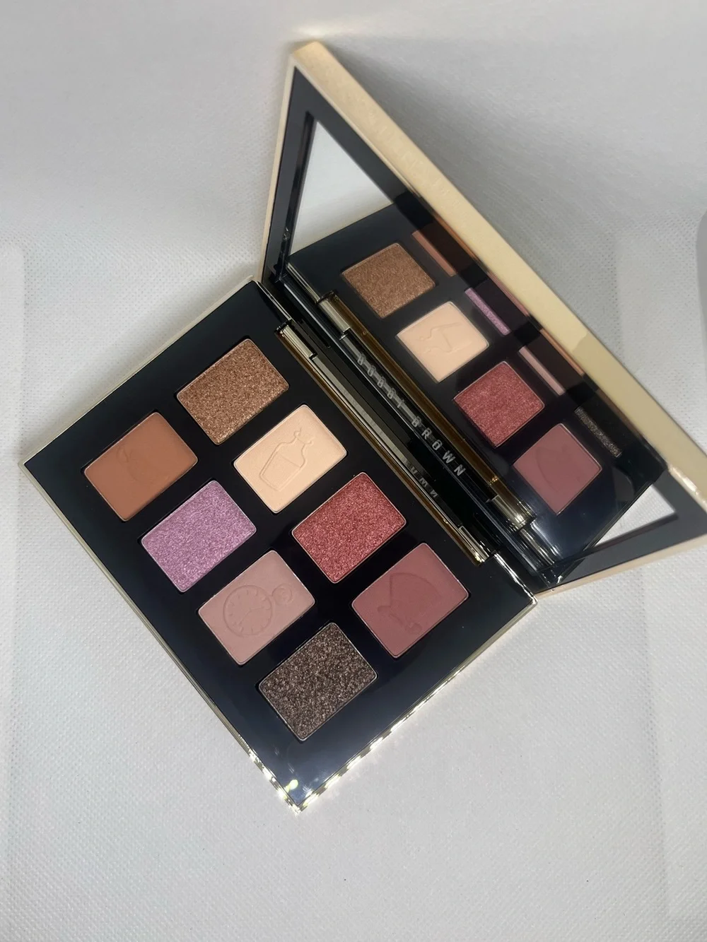 New Bobbi Brown Alice in Wonderland Eyeshadow Palette